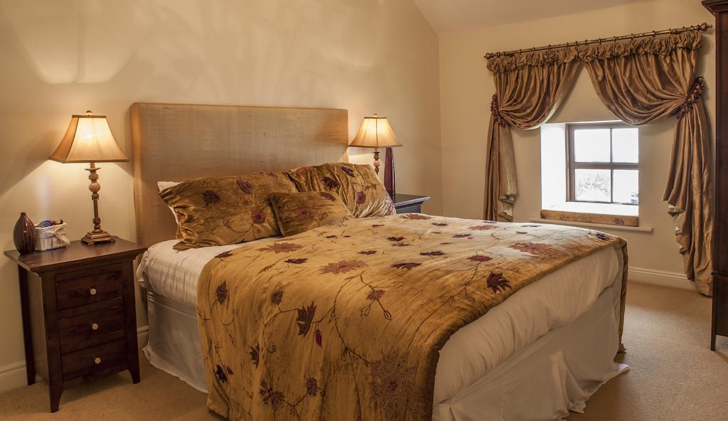 New Forest Estate Lodges Tyrrellspass Eksteriør bilde