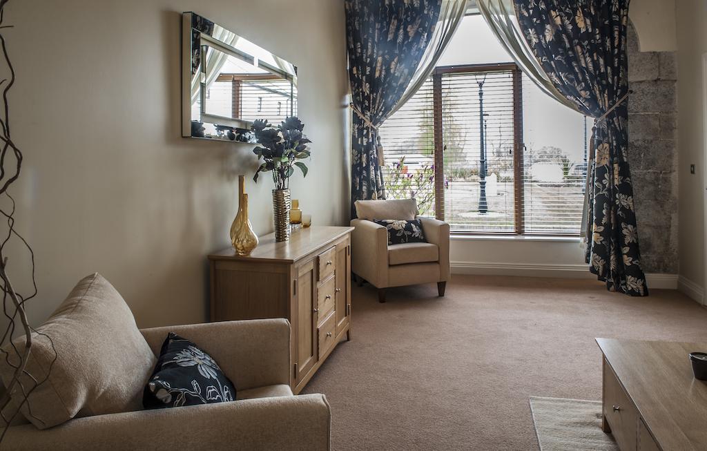 New Forest Estate Lodges Tyrrellspass Eksteriør bilde