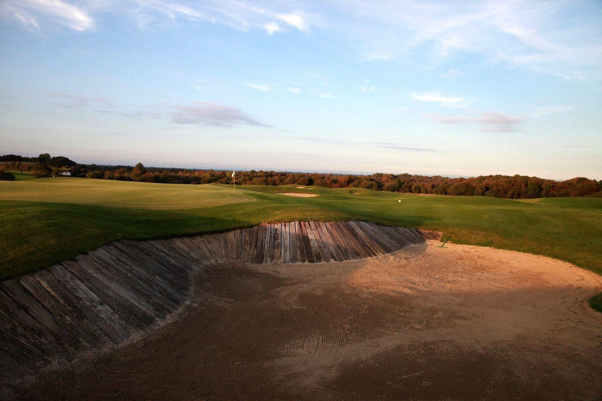 New Forest Estate Lodges Tyrrellspass Eksteriør bilde
